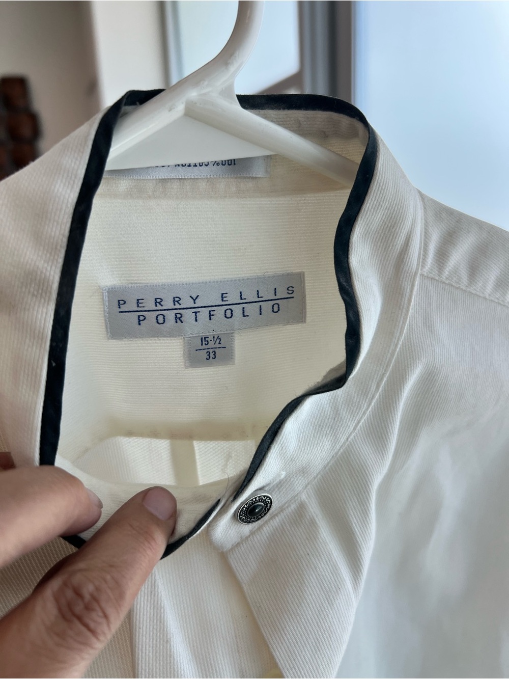 Perry Ellis White Dress Shirt with Black Collar Trim
